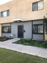 Building Photo - 1826 W Willow St