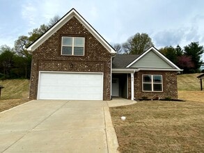 Building Photo - 473 Golf Club Ln