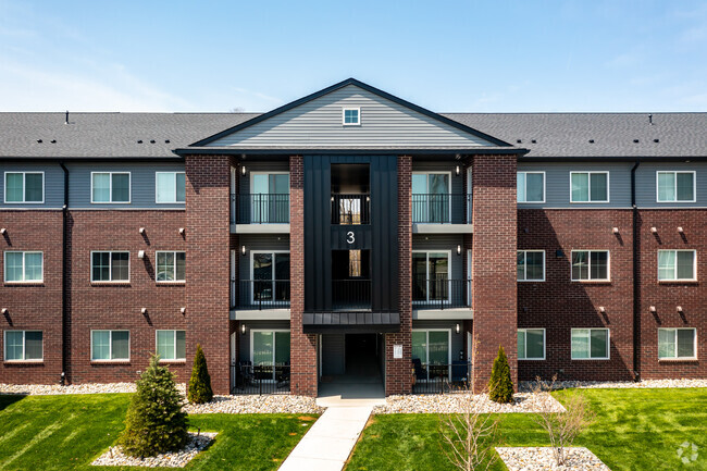 Building Photo - The Residence at Chesterfield Corners