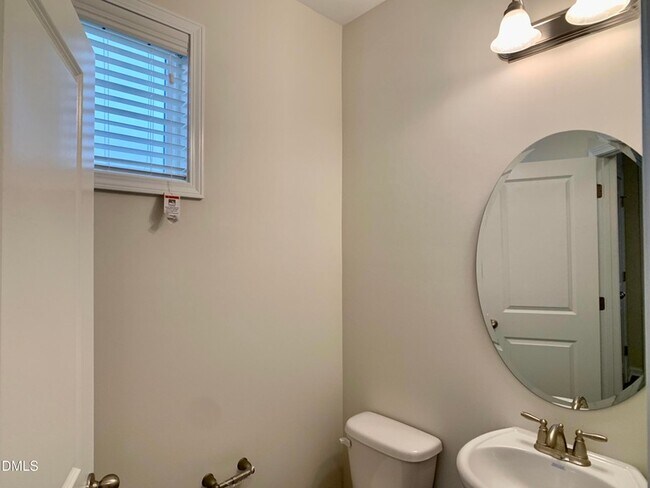 Foto del edificio - 85 Henhouse Ct