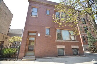 Building Photo - 3806 N Greenview Ave