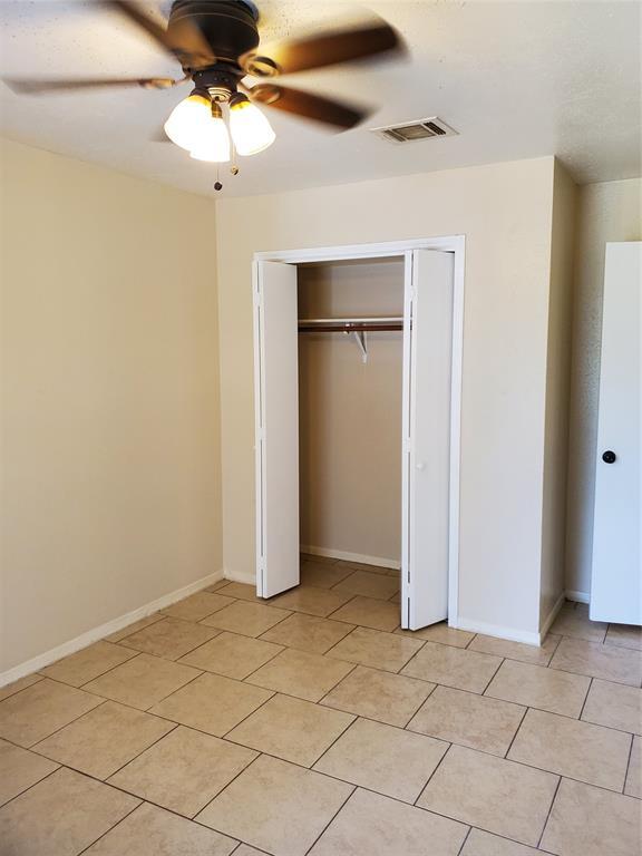 Foto del edificio - 1919 S Bend Cir