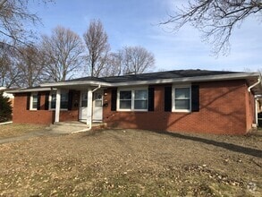 Building Photo - 224 Sherwood Way