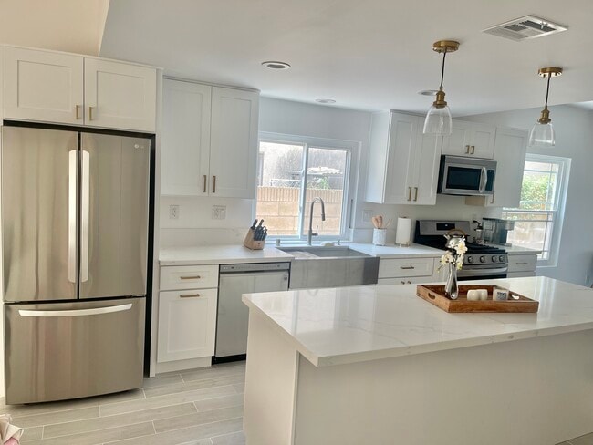 Foto del edificio - 20746 Schoenborn St