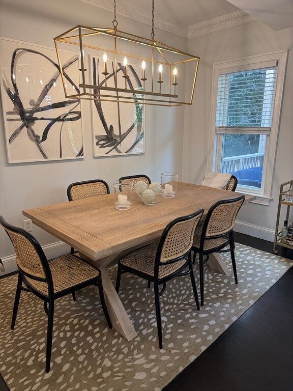 Foto del edificio - 428 E 8th St