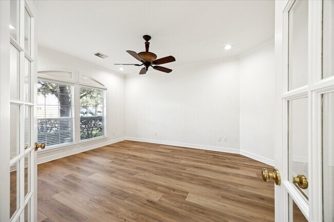 Foto del edificio - 12003 Ensenada Canyon Ln