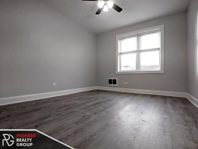Foto del edificio - 1 bedroom in CHICAGO IL 60626