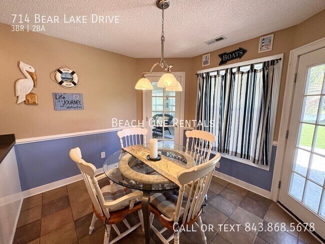 Building Photo - 714 Bear Lake Dr