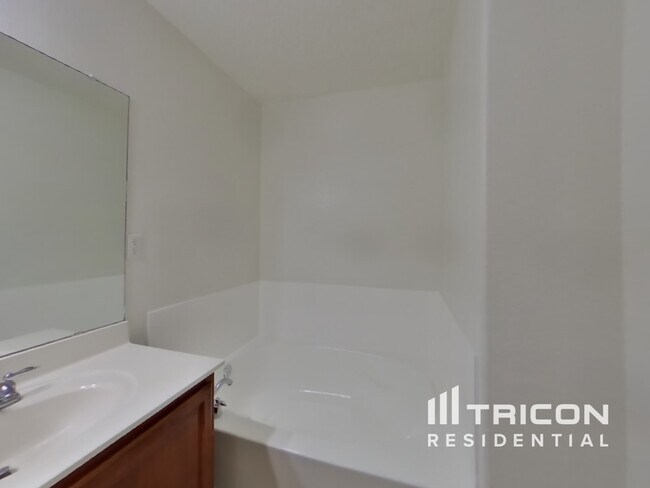 Foto del edificio - 10311 Nacimiento St NW