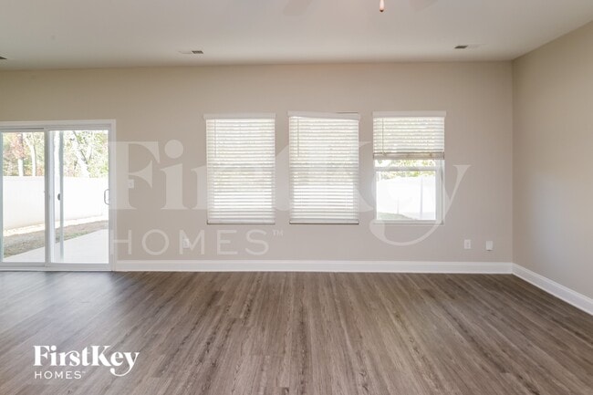 Foto del edificio - 9131 Marion Oaks Dr