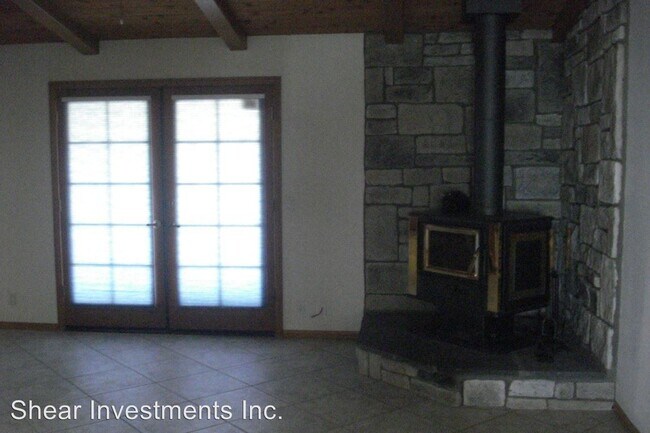 Building Photo - 3 br, 2 bath House - 14695 Riverside Dr