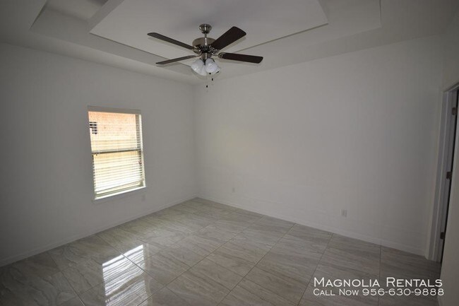 Building Photo - 3 bedroom in Pharr TX 78577