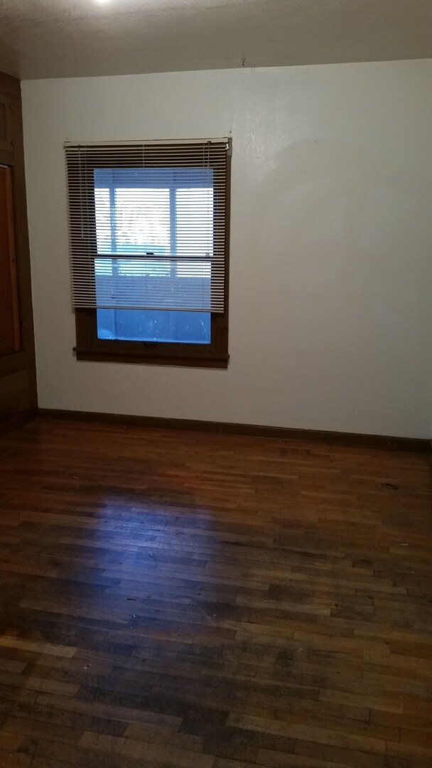 Foto del edificio - Large 3 br near YVCC