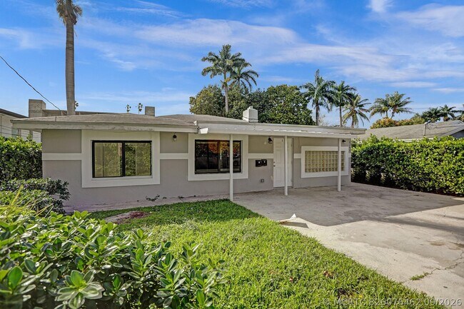Foto del edificio - 8240 NW 1st Pl