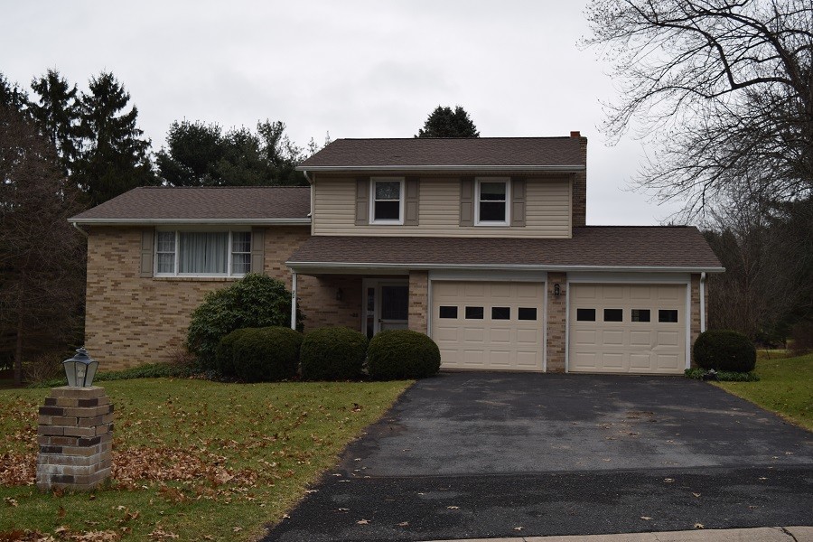 Primary Photo - 22 Cricklewood Cir