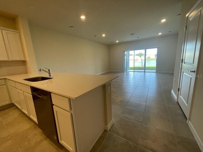 Foto del edificio - 1998 Canny Cv