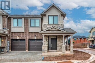 Building Photo - 2745-2745 Westoak Trails Blvd