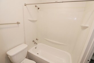 Building Photo - Huntleigh Woods