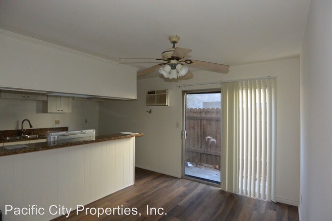 Foto del edificio - 4031-4037 Green Ave