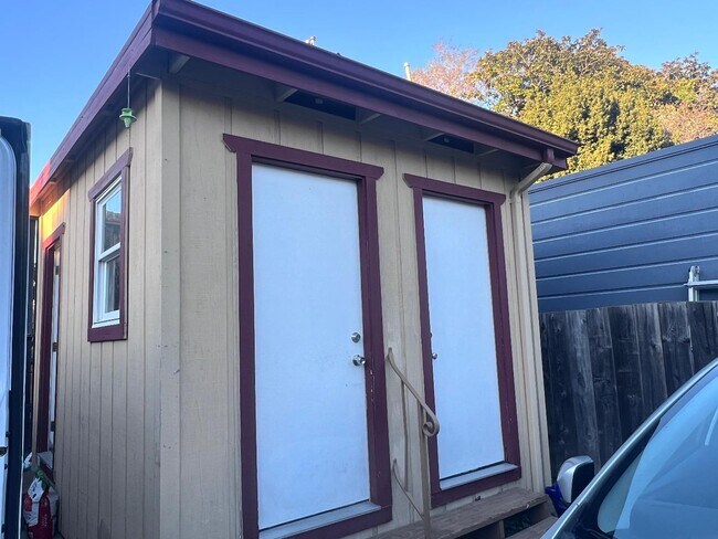 Foto del edificio - 1627 Fairview St