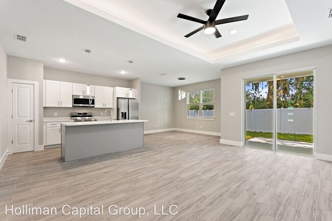 Building Photo - 4 br, 2 bath House - 326 Royal Palm Way