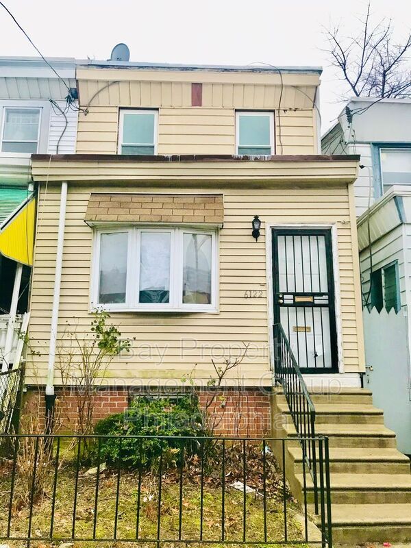 Building Photo - 6122 Larchwood Ave