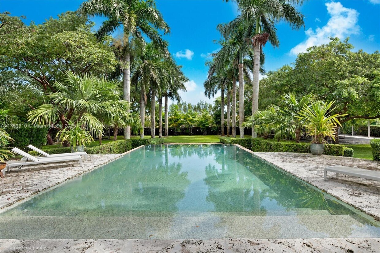 Foto principal - 24655 SW 122nd Ave