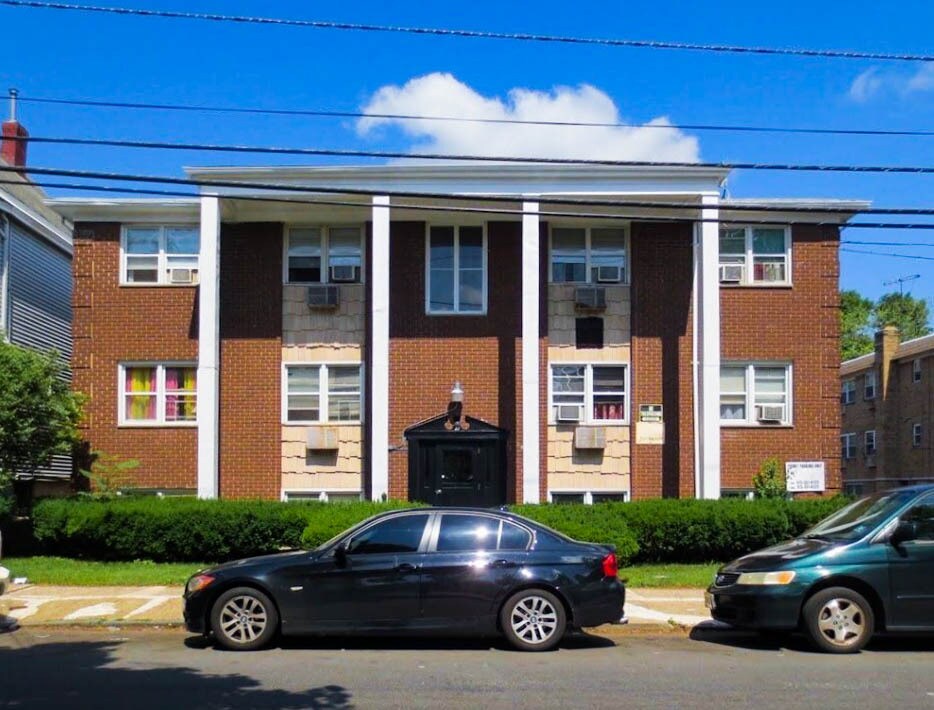 25 Linden Avenue Apartments in Irvington, NJ