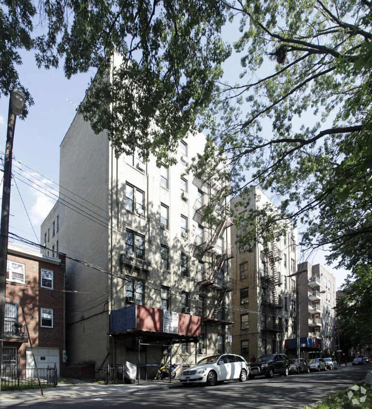 Foto del edificio - The Bronx