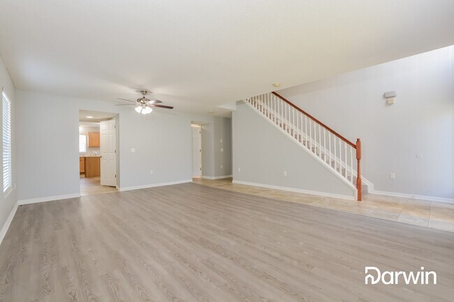 Foto del edificio - 1429 Shorewood Dr