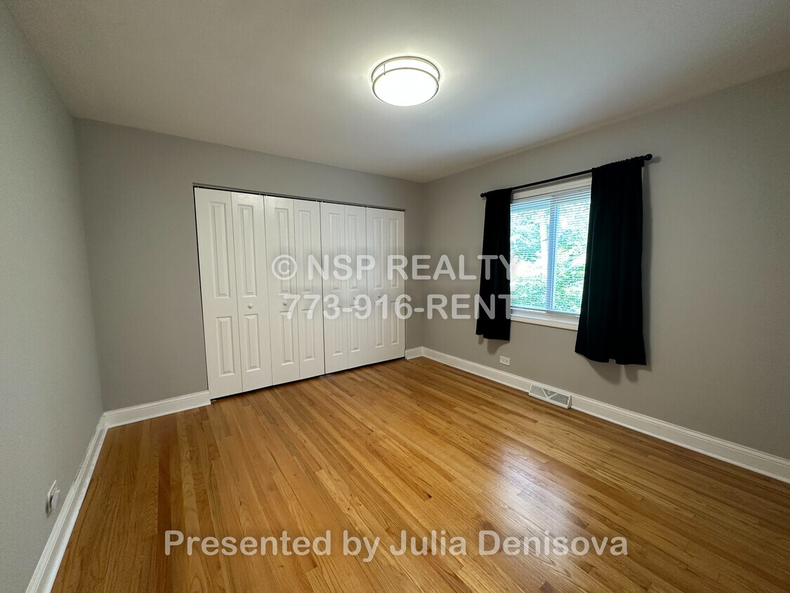 Foto del edificio - 1141 Deerfield Rd