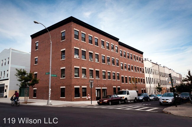 Building Photo - 1099 Willoughby Ave