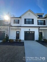Building Photo - 737 Putney Hl Rd