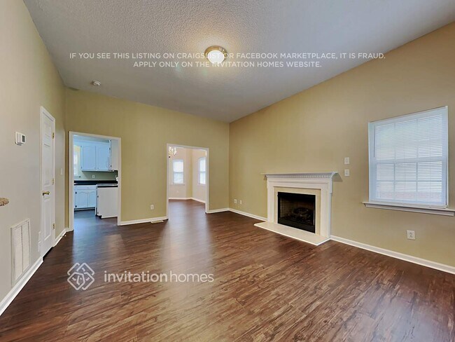 Building Photo - 145 Silver Birch Ln