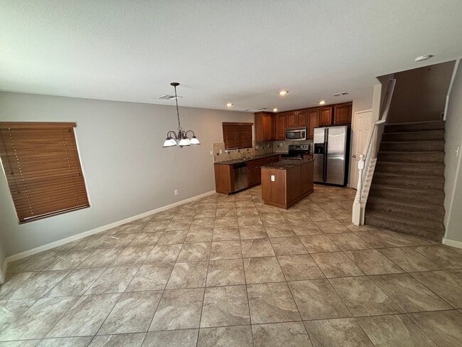 Building Photo - Charming 3 Bedroom, 3 Bathroom, 2-Story Ho...
