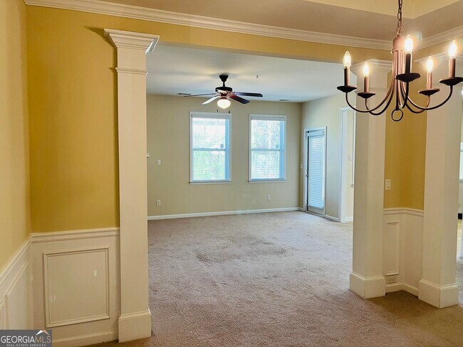 Building Photo - 39 Tahoe Dr