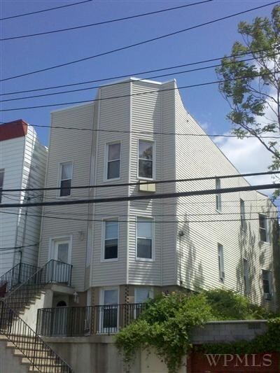 Primary Photo - 1610 Haight Ave