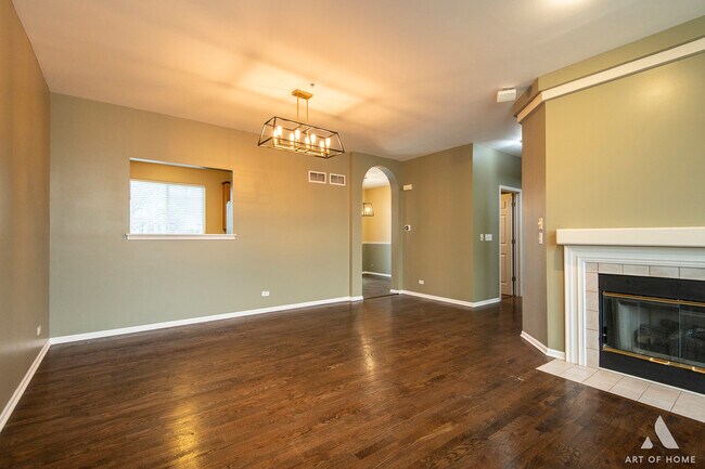 Foto del edificio - 2838 N Greenwood Ave
