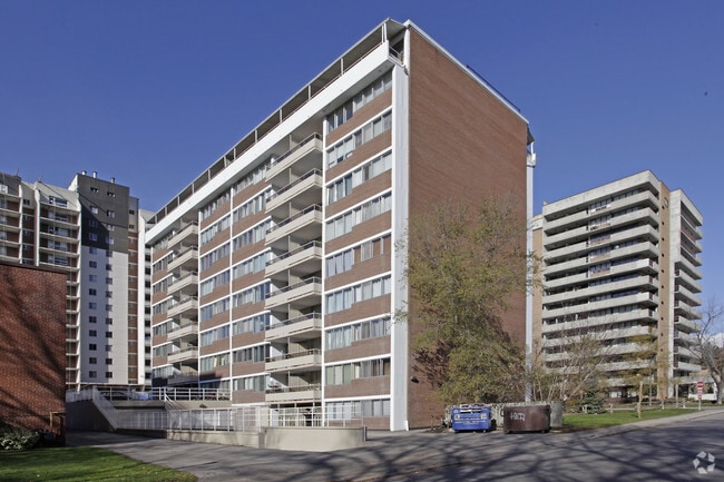 Building Photo - 12 Helene St