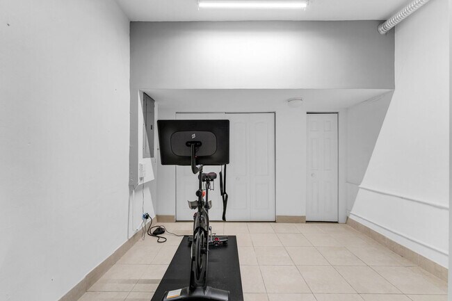 Foto del edificio - 851 SW 154th Path