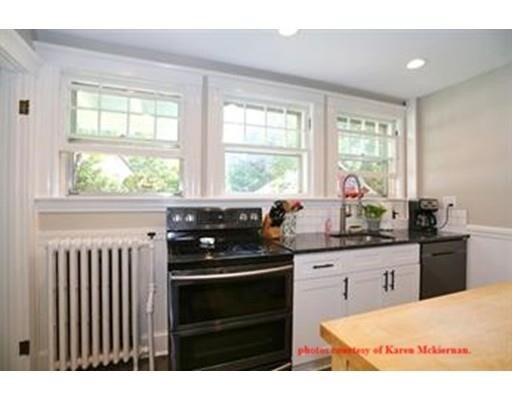 Building Photo - 29 Oliver St