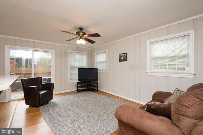 Foto del edificio - 5106 25th Pl N