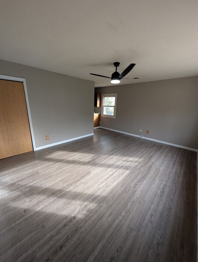 Foto del edificio - 7 Garnet Ct