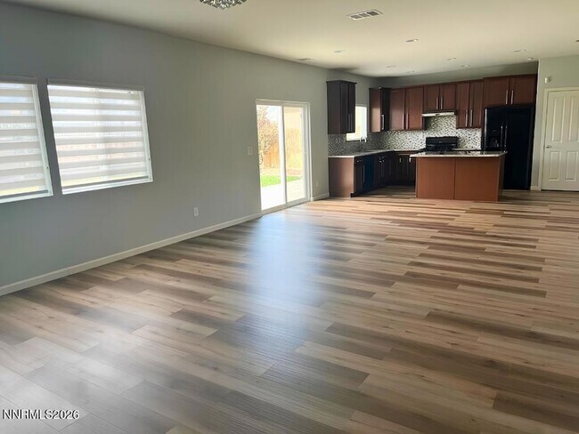 Foto del edificio - 11042 Marymount Dr