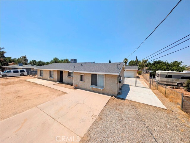 Building Photo - 10784 Lincoln Ave