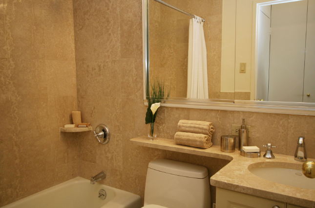 Foto principal - 300 E 74th St
