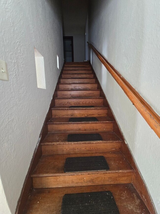 Foto del edificio - 620-622-622 Paris Ct