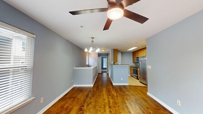 Foto del edificio - 2 bed/2 bath NoDa 2 story for lease