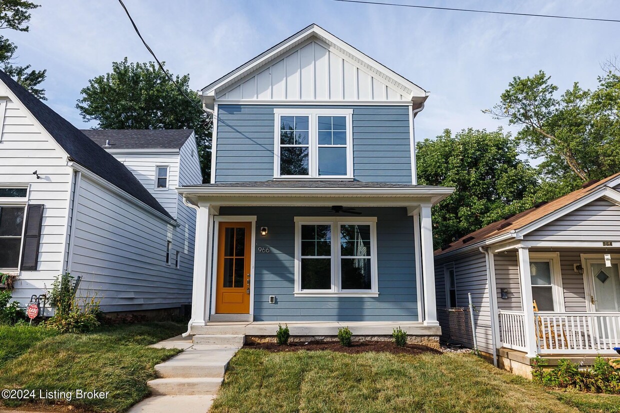 Primary Photo - 966 Samuel St