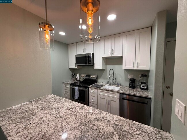 Foto del edificio - 1246 Walker Ave